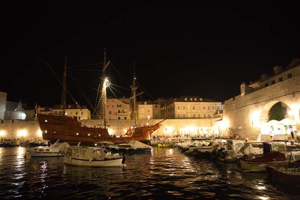 Croisière de nuit en galion à Dubrovnik